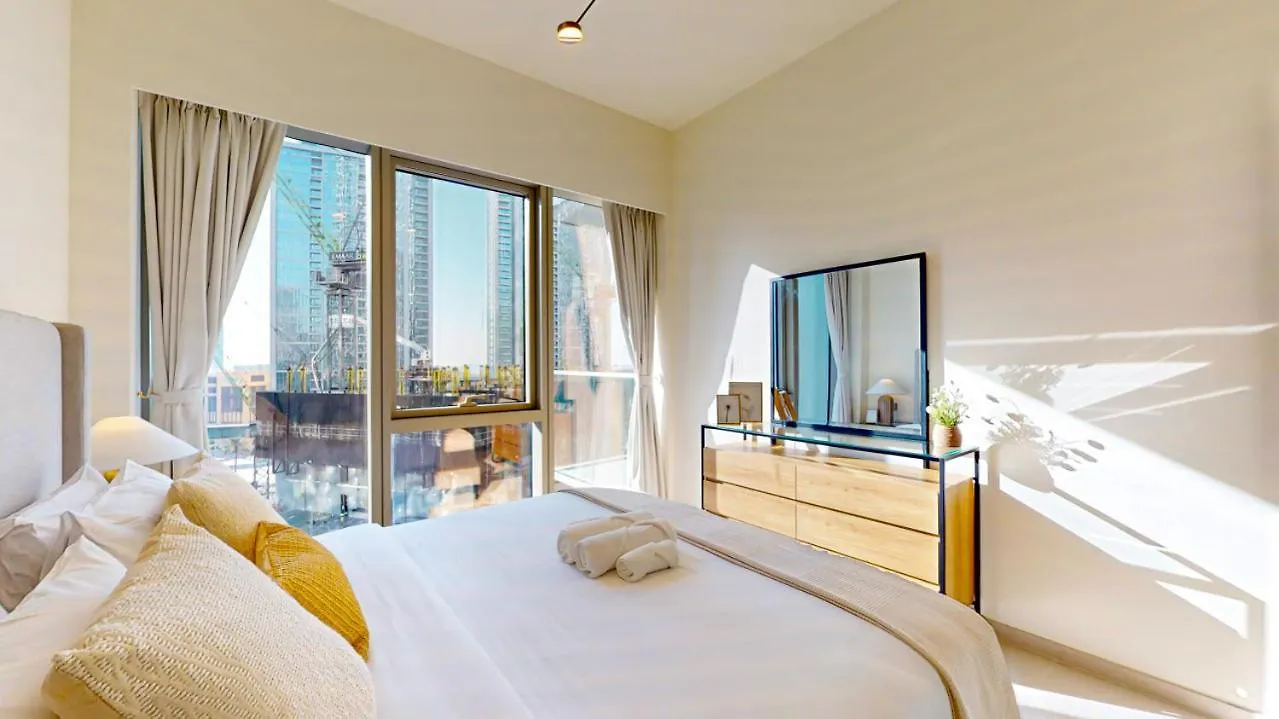 Grande Residence - Contemporary One Bedroom Dubai