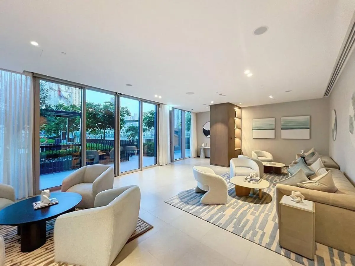 Apartment Grande Residence - Contemporary One Bedroom Dubai United Arab Emirates
